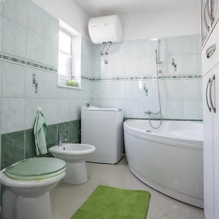 Διαμέρισμα Paradise View Τρογκίρ