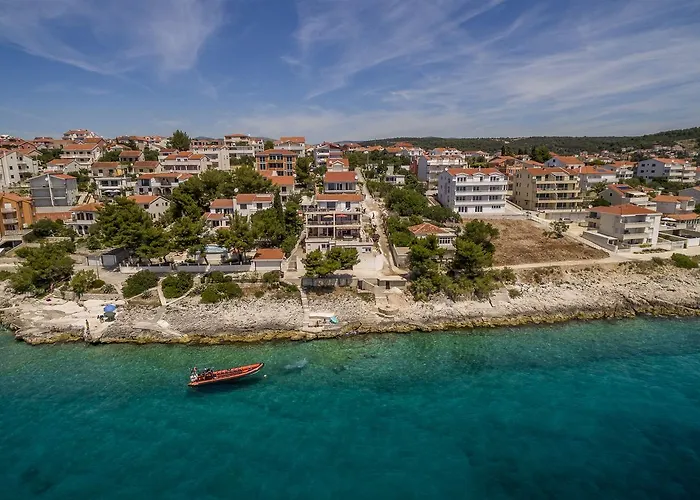 Paradise View Τρογκίρ