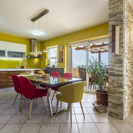 דירה Paradise View